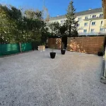 Le Cocon Suspendu Avec Filet Et Cinema Prive Appartement *